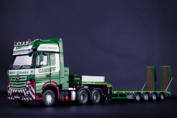 Cadzow - MCOS 4-axle semi-lowloader with Mercedes-Benz Actros 6x4