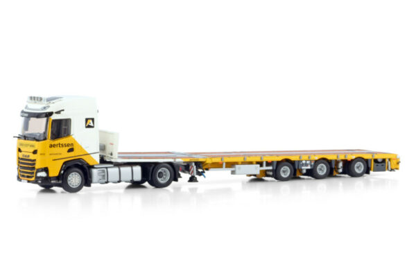 Aertssen – Nooteboom 3-axle Megatrailer with DAF XG 4x2